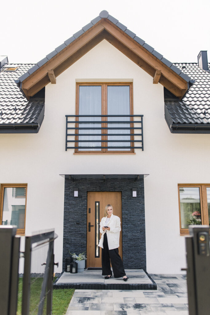 Sesja Wizerunkowa nowoczesnej marki premium prezentująca spójny wizerunek architektury i estetyki wizualnej